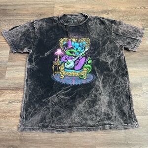 Universal Studios Mardi Gras 2024 Acid Wash Graphic Tee Men XL Vintage Style